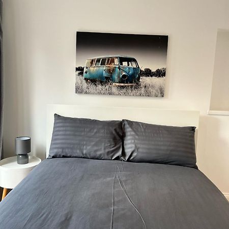 ホテル 93 West Road ロンドン エクステリア 写真